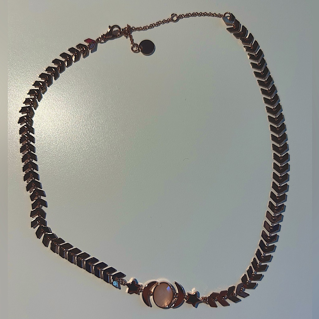 Pura Vida Necklace 13$